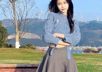信不信，我正在‘http://51cg.com’地址刷到那些心跳加速的八卦！