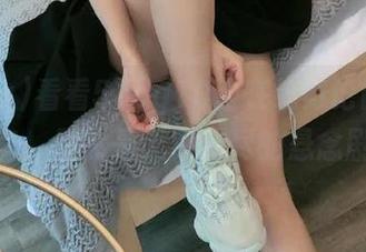 看看51cg10上在线讨论的那些流言，果然是无穷无尽的悬念剧！