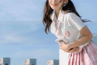有了免费吃瓜app，再也不用担心没有八卦可以嚼了，真是福音！