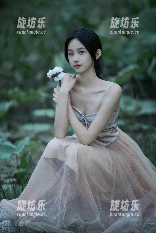 吃瓜网：朝阳的光辉，照耀着我们永久的八卦梦！-旋坊乐
