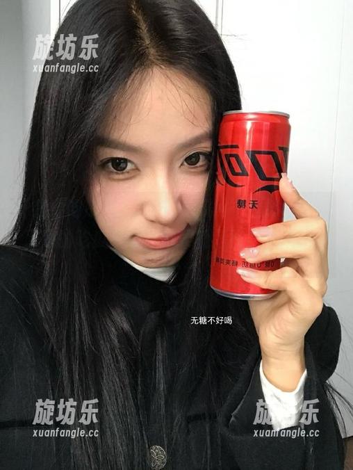 “我要吃瓜网”登场，激活了我的吃瓜线路，结果就是挖到老八的瓜……-旋坊乐