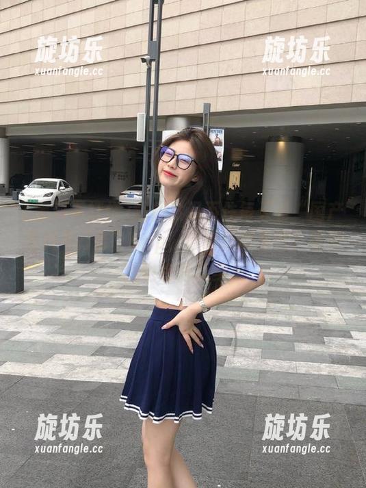 我居然忍不住每天看“国产黑料不打烊”app，谁给我的勇气？明天我也许得隐身...-旋坊乐
