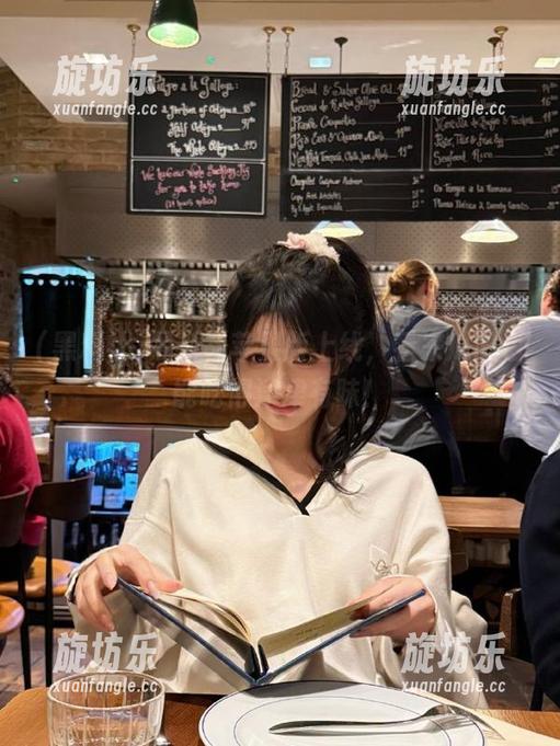 黑料社苹果版上线，看来瓜田也能吃得津津有味！-旋坊乐